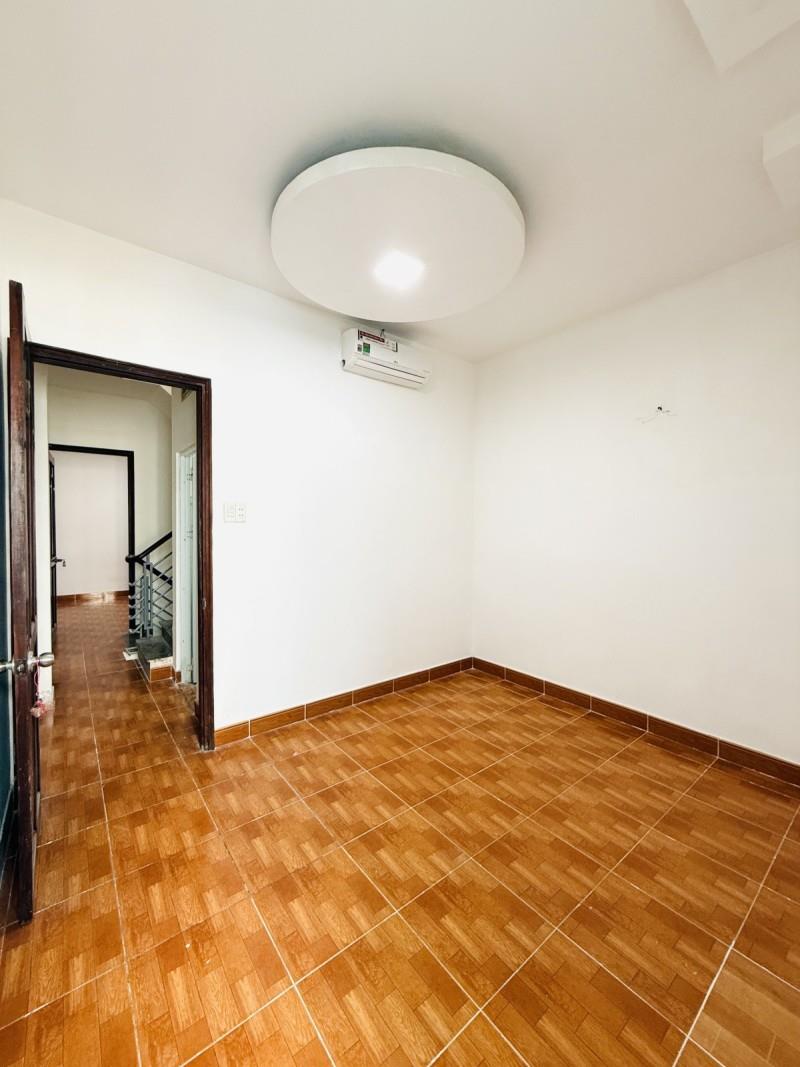 BÁN căn nhà 4 TẦNG CMT8, Q.10 – diện tích S 38M² giá chỉ NHỈNH 6 TỶ - Ảnh 1